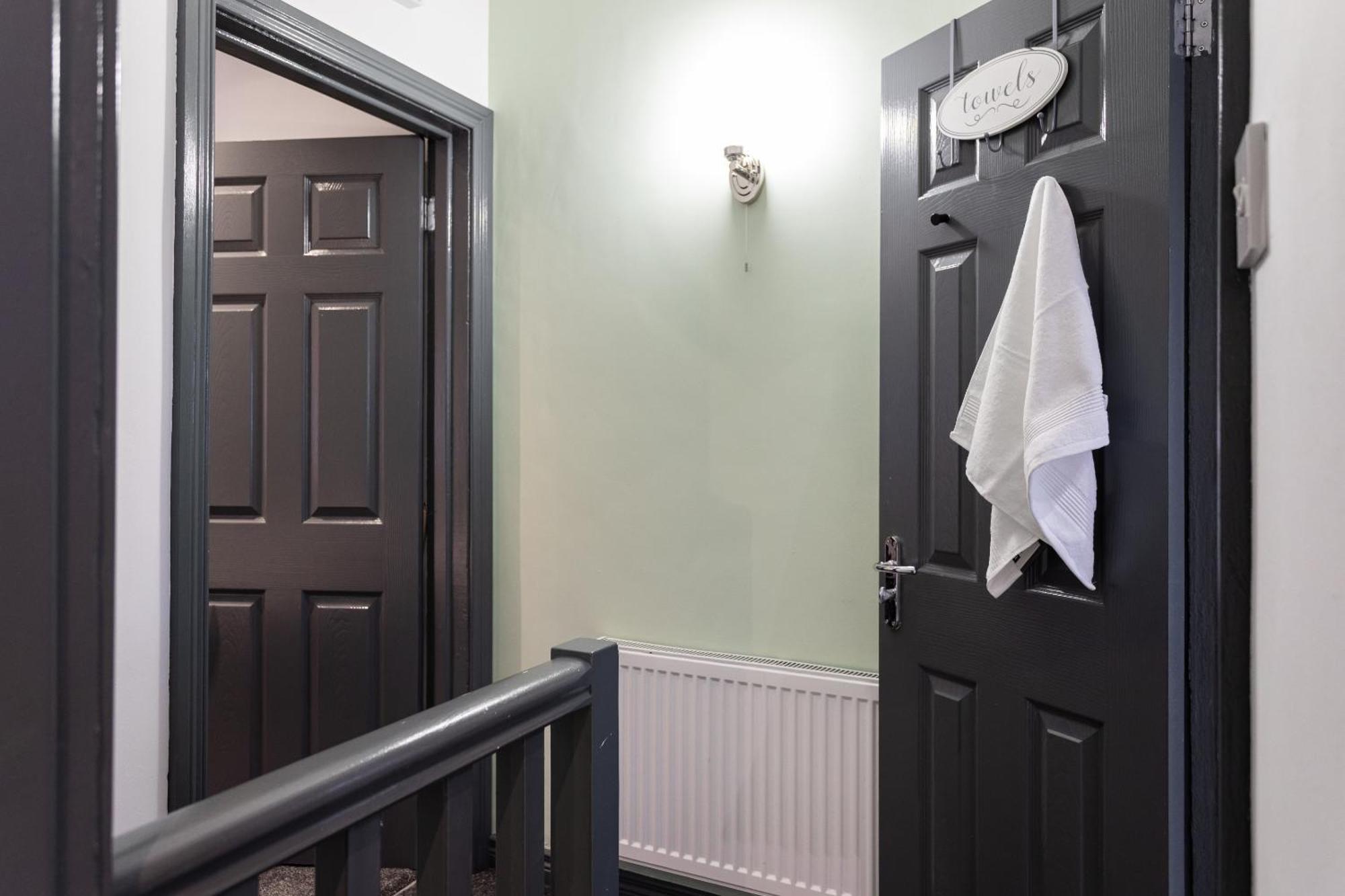 Fully Refurbished North Belfast Home 2 외부 사진